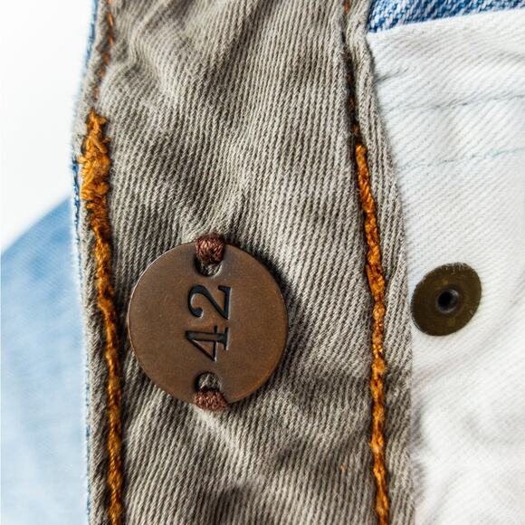 Tommy Bahama Bootcut Stonewash Jeans Men’s 42x30 Relaxed Fit Island 90s Style - Picture 11 of 15